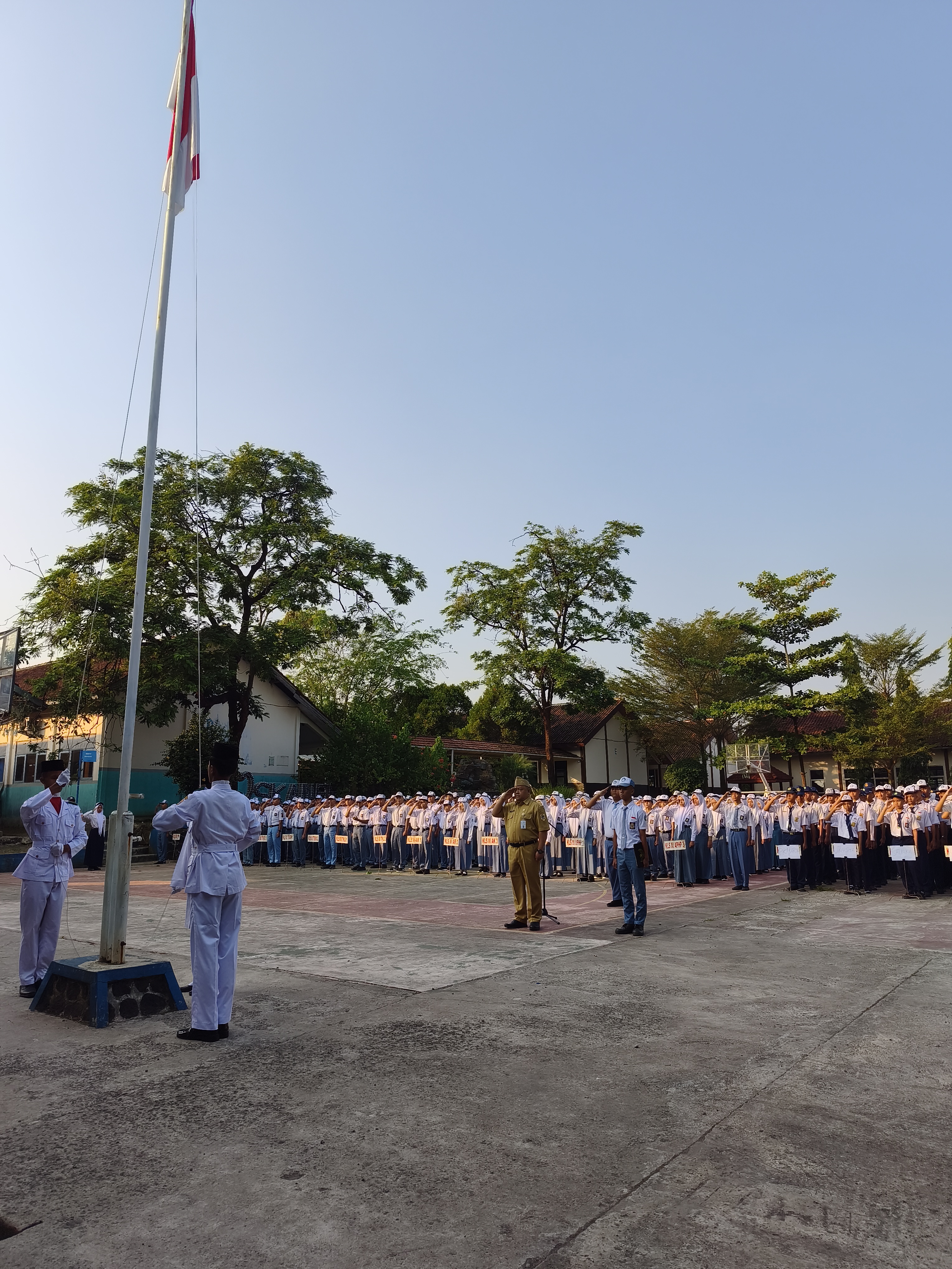 Awali Tahun Ajaran Baru 2026/2027, SMKN 1 Randudongkal Gelar Upacara Perdana Sekaligus Pembukaan MPLS